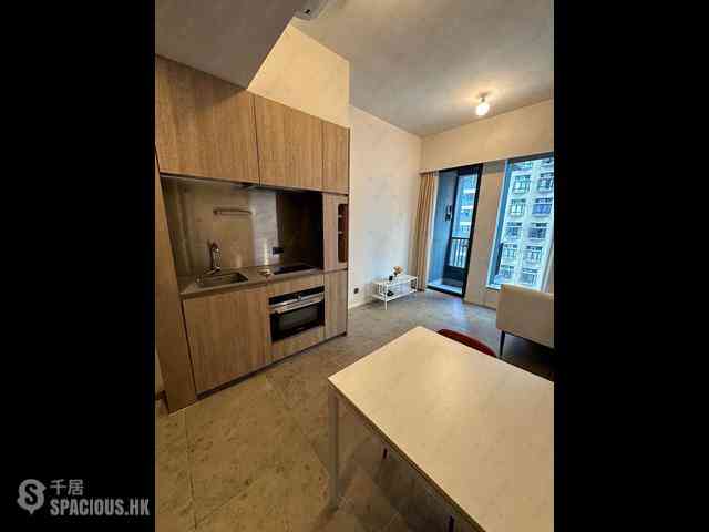 Sai Ying Pun - Bohemian House 01
