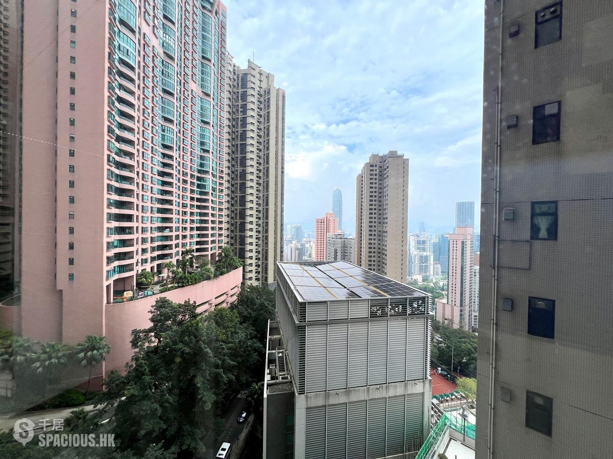 Mid Levels Central - Clovelly Court Block 2 01
