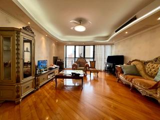 Mid Levels Central - Clovelly Court Block 2 03