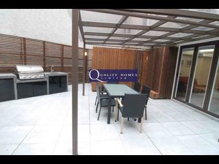 Sai Ying Pun - Golden Phoenix Court 02