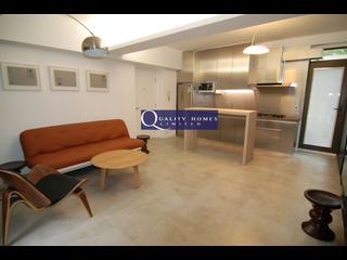 Sai Ying Pun - Golden Phoenix Court 04