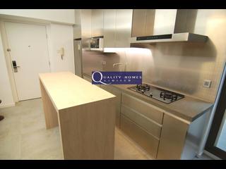 Sai Ying Pun - Golden Phoenix Court 06