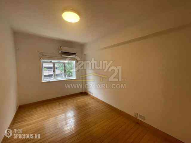 Mid Levels Central - 6B-6E, Bowen Road 04