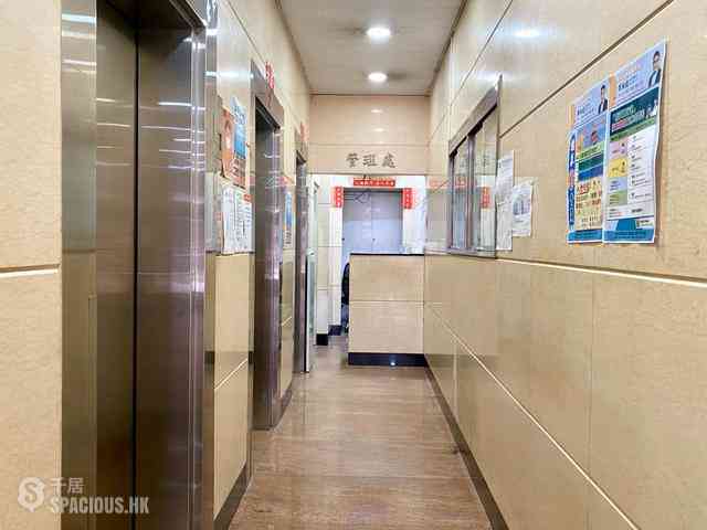 Shek Tong Tsui - Sum Way Mansion 08
