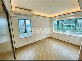 Mid Levels Central - Goldwin Heights 05