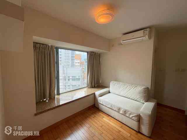 Sheung Wan - Queen's Terrace 04