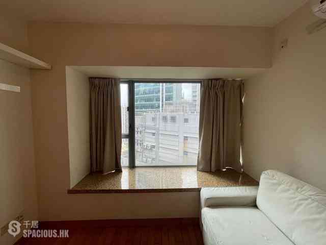 Sheung Wan - Queen's Terrace 05