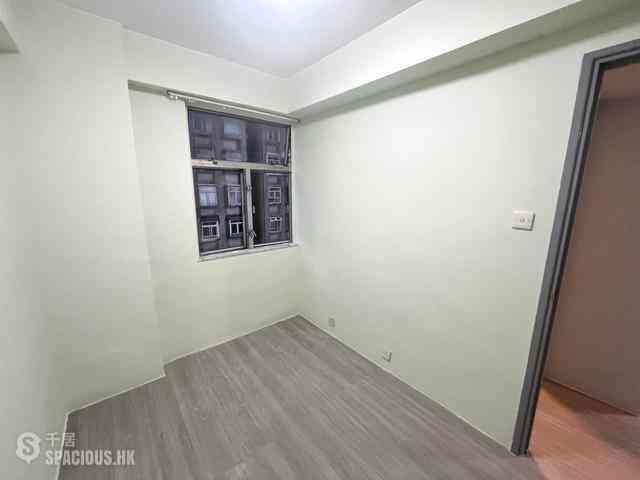 Quarry Bay - Oceanic Building 07