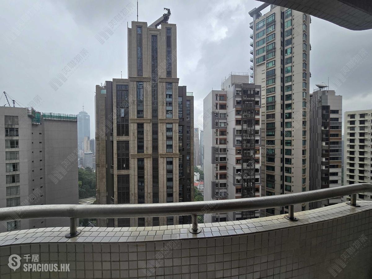 Mid Levels Central - Wilshire Park 01