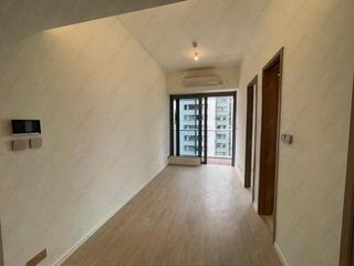 Sai Ying Pun - Des Voeux W Residence 05