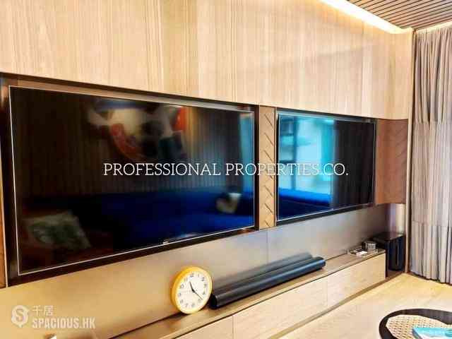 Mid Levels Central - Hillsborough Court 02