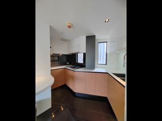 Happy Valley - Regent Hill 04