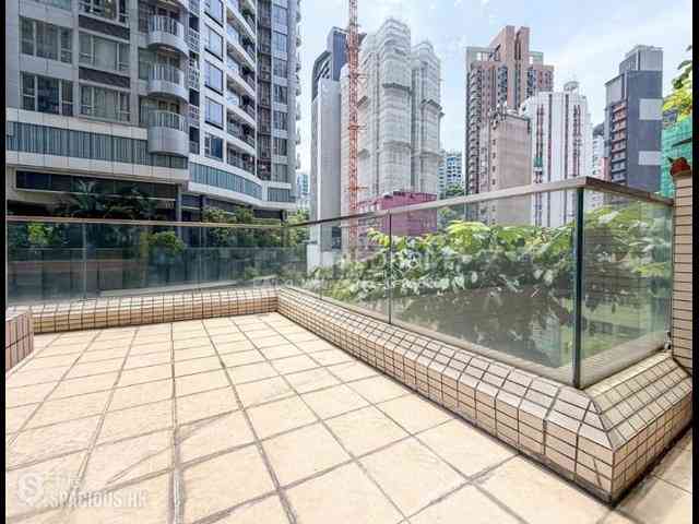 Wan Chai - The Zenith 01