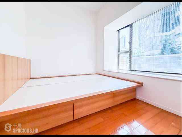 Wan Chai - The Zenith 05
