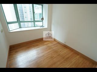 Mid Levels Central - Goldwin Heights 05