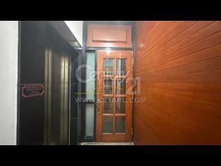 Mid Levels Central - Pak Fai Mansion 15
