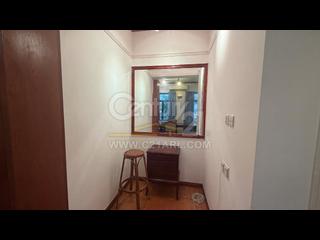 Mid Levels Central - Pak Fai Mansion 04