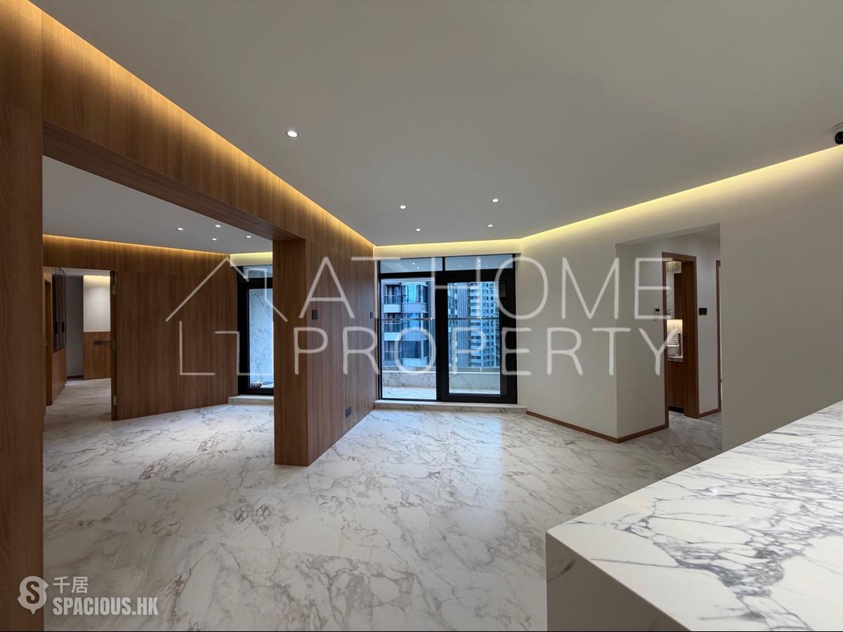 Soho - Albron Court 01