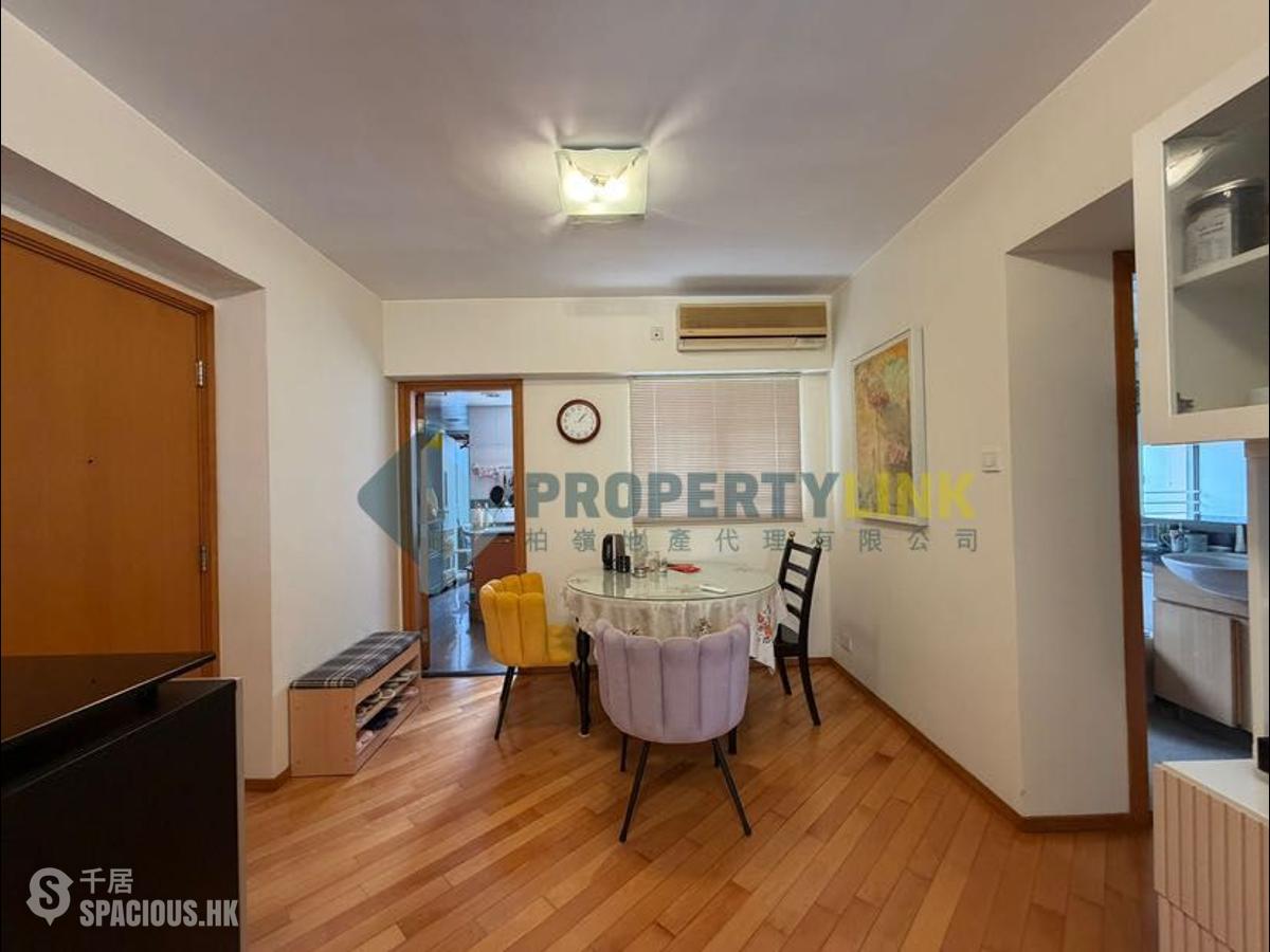 Sai Ying Pun - Hilary Court 01