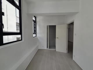 Central - 16-18, Kau U Fong 03