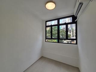 Central - 16-18, Kau U Fong 05