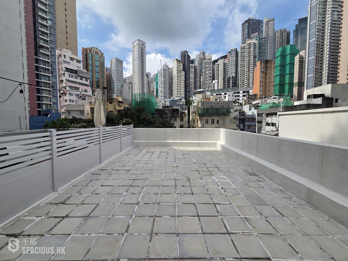 Central - 16-18, Kau U Fong 01
