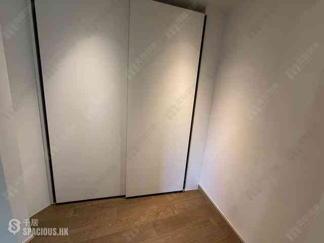 Mid Levels Central - 3, MacDonnell Road 10