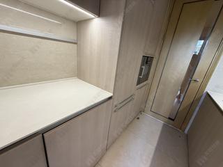 Mid Levels Central - 3, MacDonnell Road 04