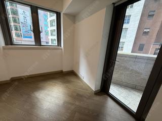Mid Levels Central - 3, MacDonnell Road 06