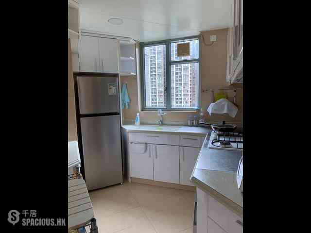 Tung Chung - Caribbean Coast Phase 1 Monterey Cove Tower 2 05
