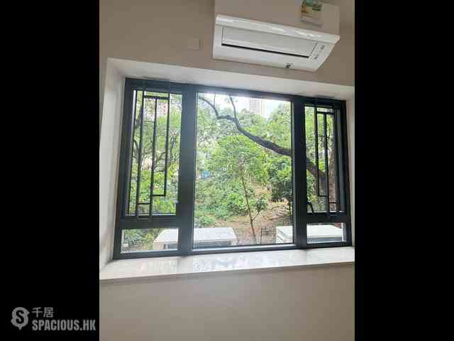 Mid Levels West - Hing Wah Mansion Block B 03