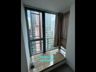 Sheung Wan - Queen's Terrace 08