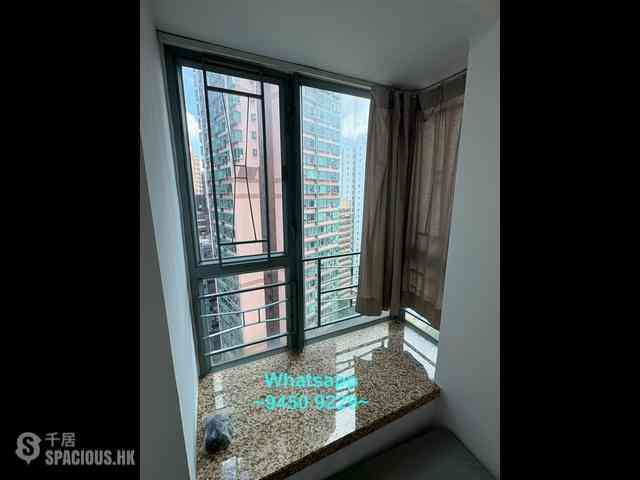 Sheung Wan - Queen's Terrace 08