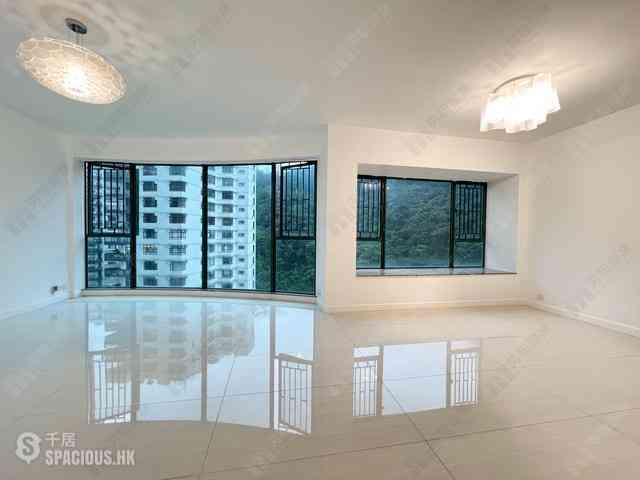 Mid Levels Central - Hillsborough Court Block 1 03