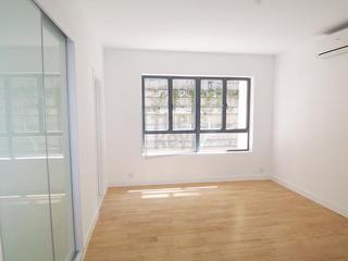 Mid Levels Central - Kam Yuen Mansion 06