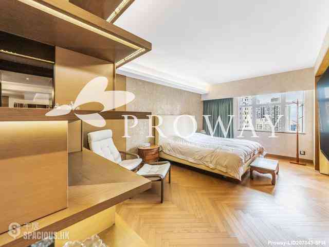 Mid Levels West - Park View Court 06