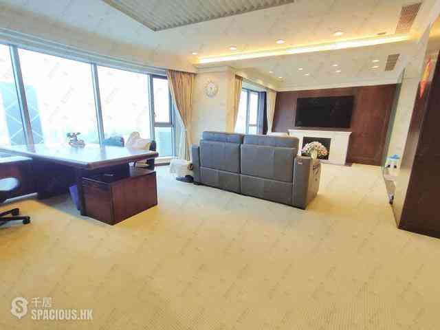 Mid Levels Central - Regence Royale Tower 1 09