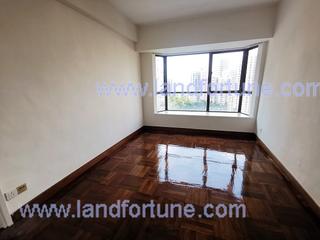 Mid Levels West - Dragonview Court 04