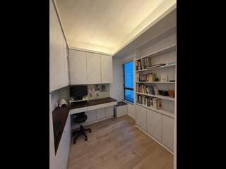 Shek Tong Tsui - The Belcher's Phase 2 Block 8 05