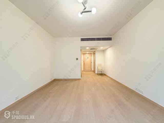 Wan Chai - Convention Plaza Apartments 02