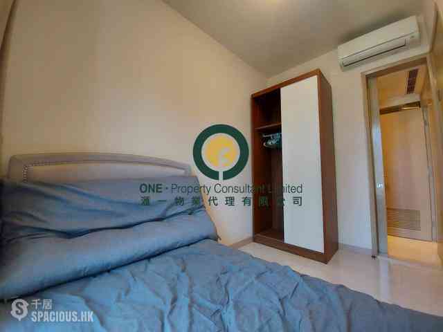 Sai Ying Pun - King's Hill 06