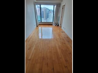 Sheung Wan - Queen's Terrace 02