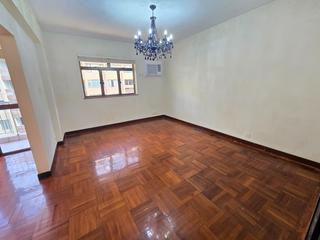 Happy Valley - Antonia House 03