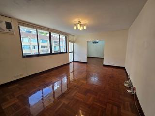 Happy Valley - Antonia House 05