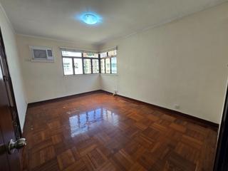 Happy Valley - Antonia House 08