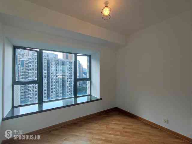Mid Levels West - 80 Robinson Road 04