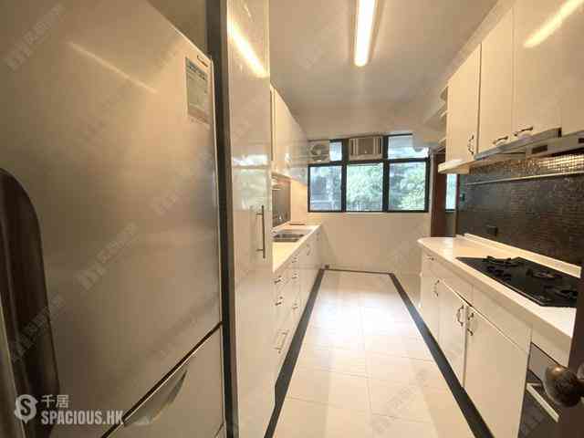 Mid Levels Central - Clovelly Court 08