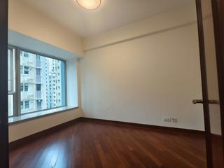 Wan Chai - The Avenue 03