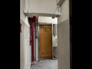 Ngau Tau Kok - Foo Yue Building 04