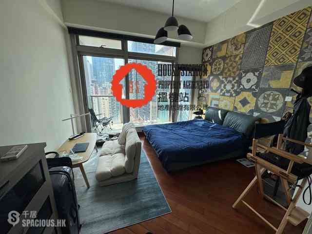 Wan Chai - The Avenue Phase 2 Block 2 01